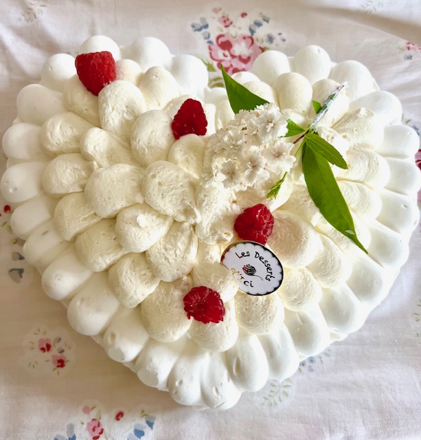 La PAVLOVA Framboises Jasmin des MAMANS D'ICI